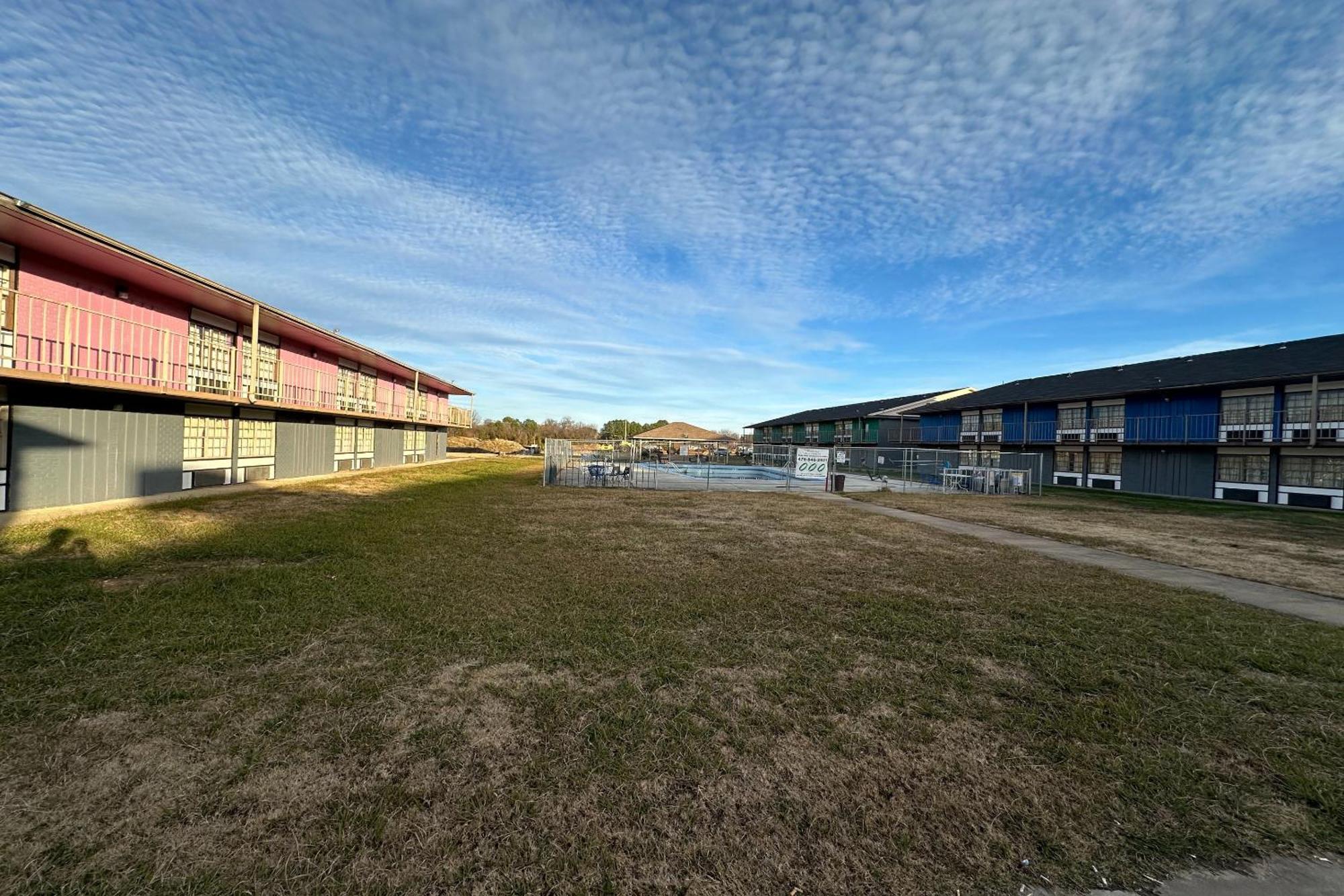 River Valley Inn And Suites By Belvilla Fort Smith Dış mekan fotoğraf
